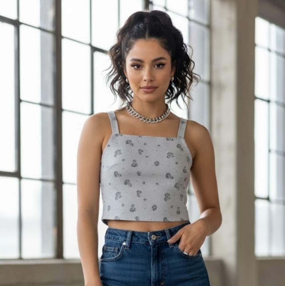 023. OAK + Fort faux suede crop top XS